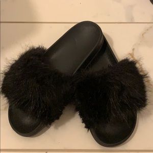 Urban Outfitters Black fuzzy slides
